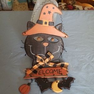 Wooden Halloween Welcome Sign